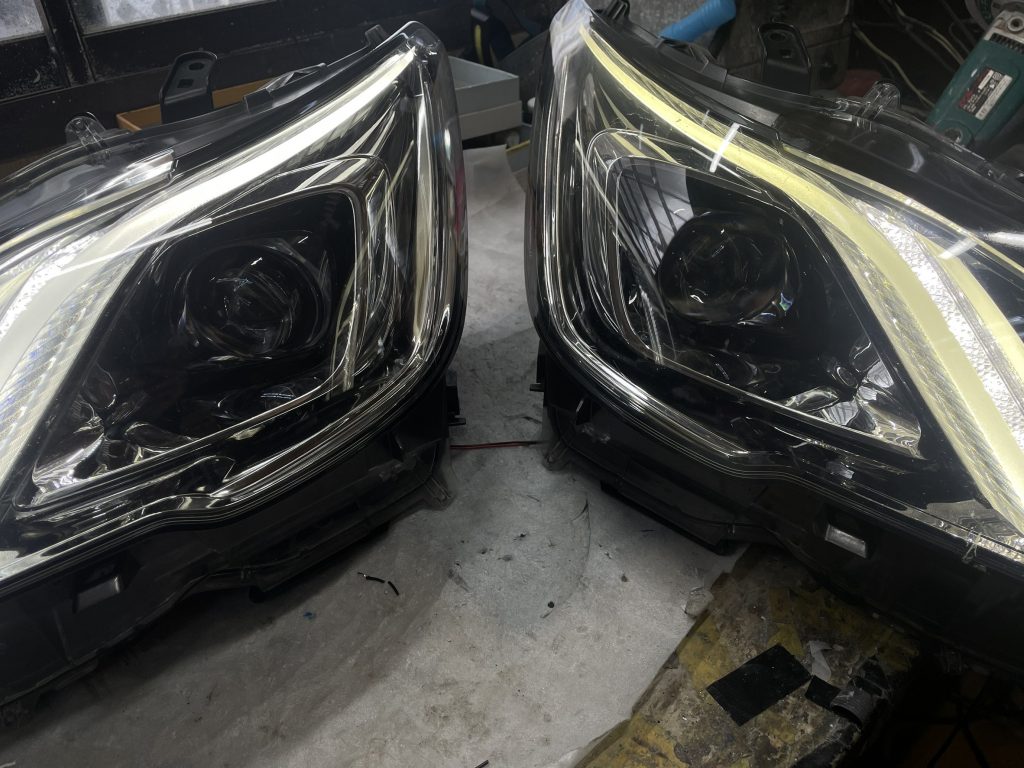 クラウンアスリート AWS210 ヘッドライト 左 koito 30-444 即決 B