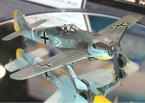 フォッケウルフ Fw 190A-8/A-8 R2 (プラモデル) - ホビーサーチ