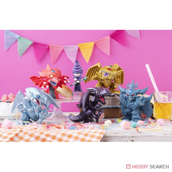 MEGATOON 遊☆戯☆王デュエルモンスターズ 真紅眼の黒竜 (フィギュア