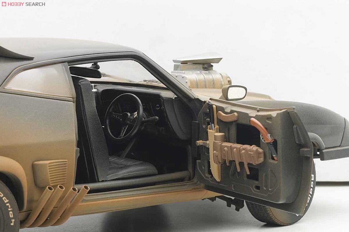 マッドマックス2 ザ・ロードウォリアー 『インターセプター