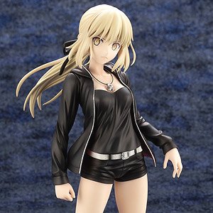 セイバー/アルトリア・ペンドラゴン〔オルタ〕 私服ver. (フィギュア