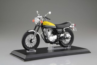 SR400 1/6スケールミニチュアタンク 1/9の小宇宙」歴史的名車