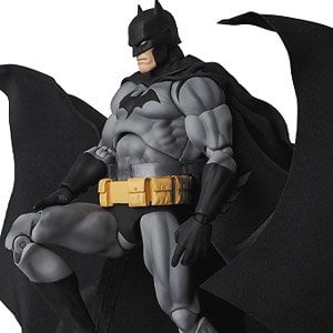 Mafex No.126 Batman `HUSH` Black Ver. (Completed) - HobbySearch