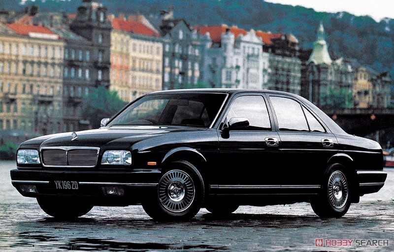 ニッサン Y32 シーマ タイプIII リミテッド L AV `91 (プラモデル