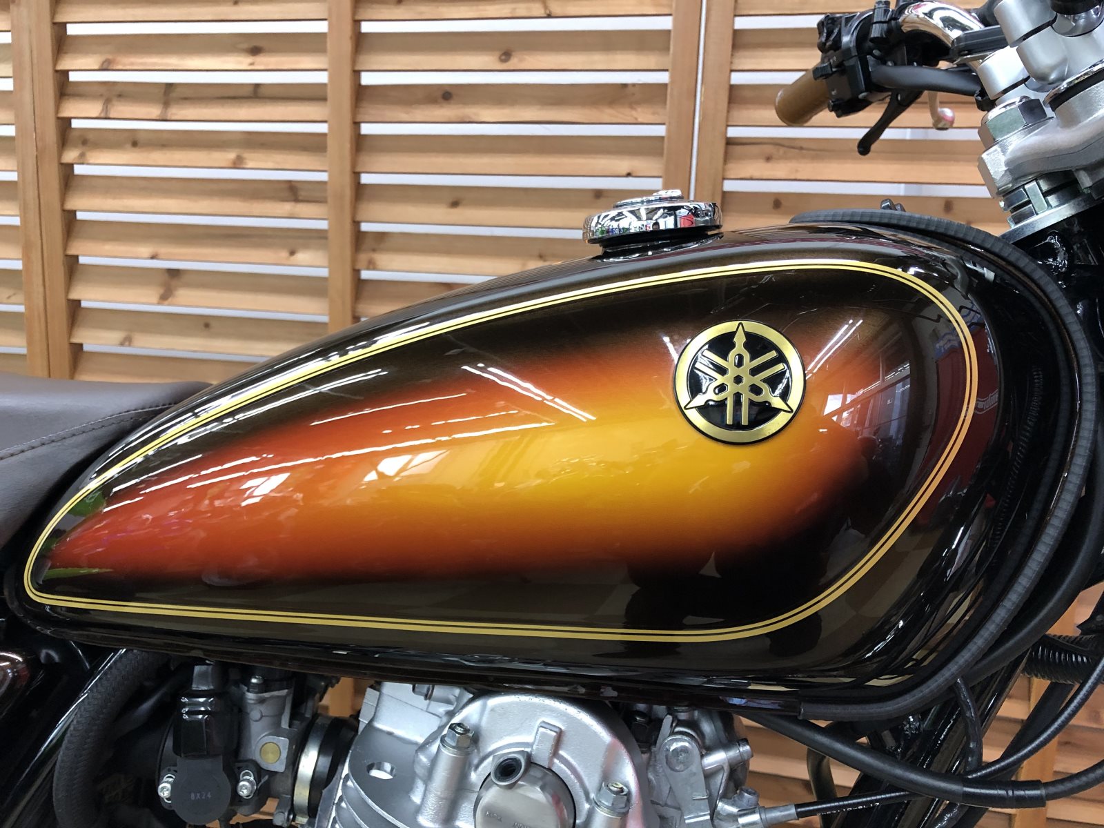 塗り替えベースタンクSR400FI 2021