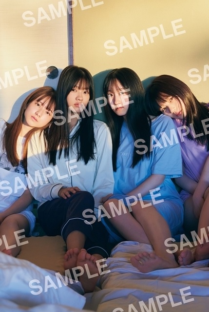 乃木坂46 5期生写真集「あの頃、乃木坂にいた」コーチャンフォー