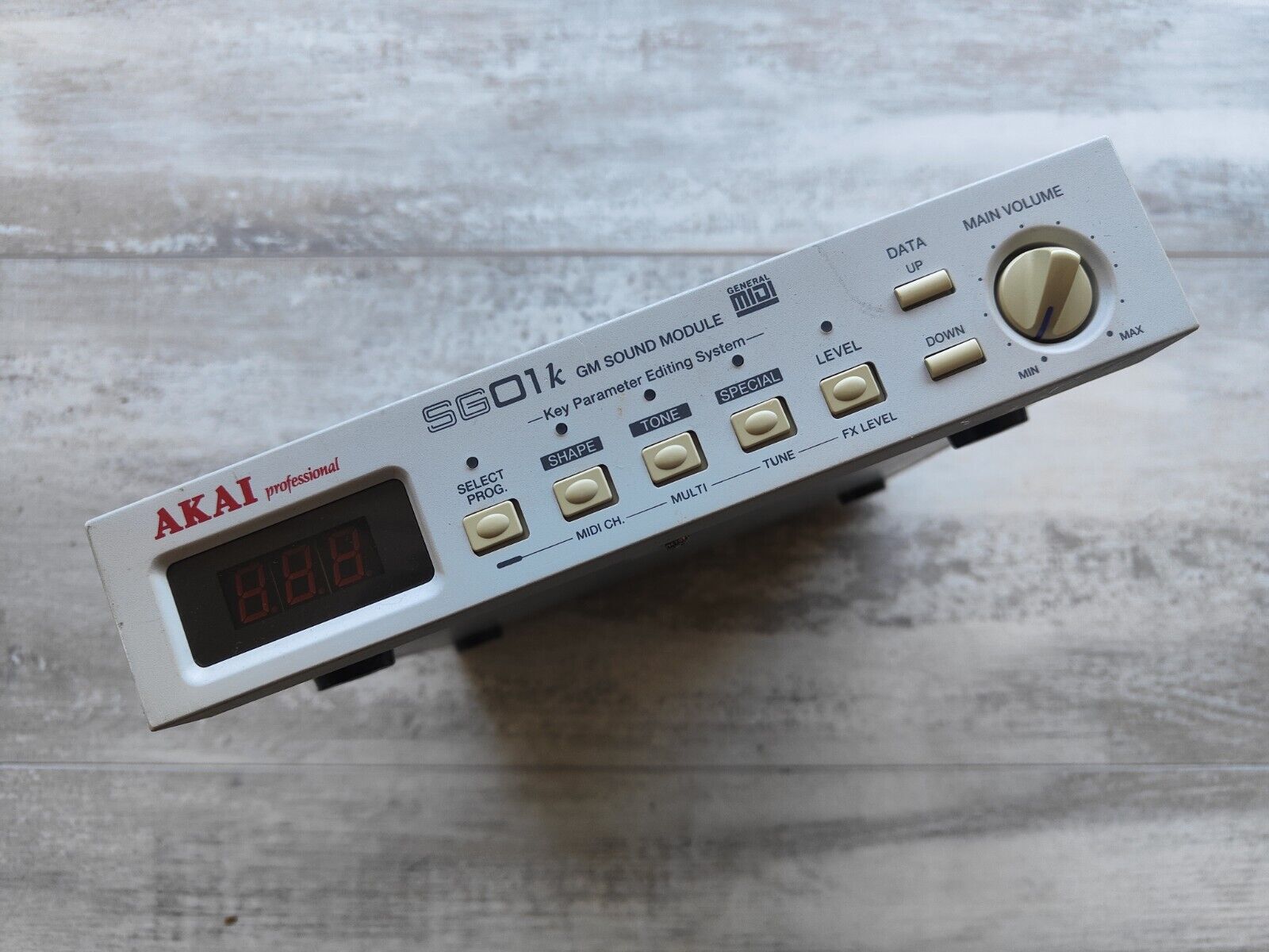 ファッション AKAI SG01k DTMを前提としたGM準拠の音源モジュール