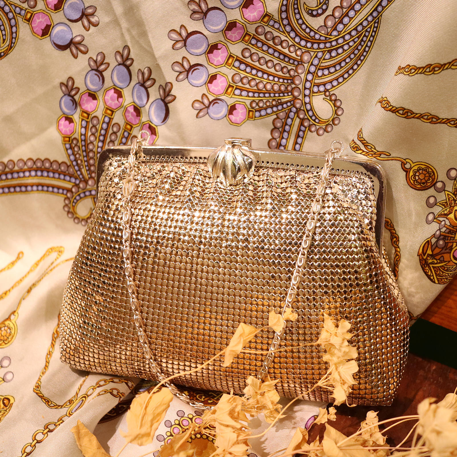 フランス直輸入！アンティークなドール用刺繍バッグ アンティーク