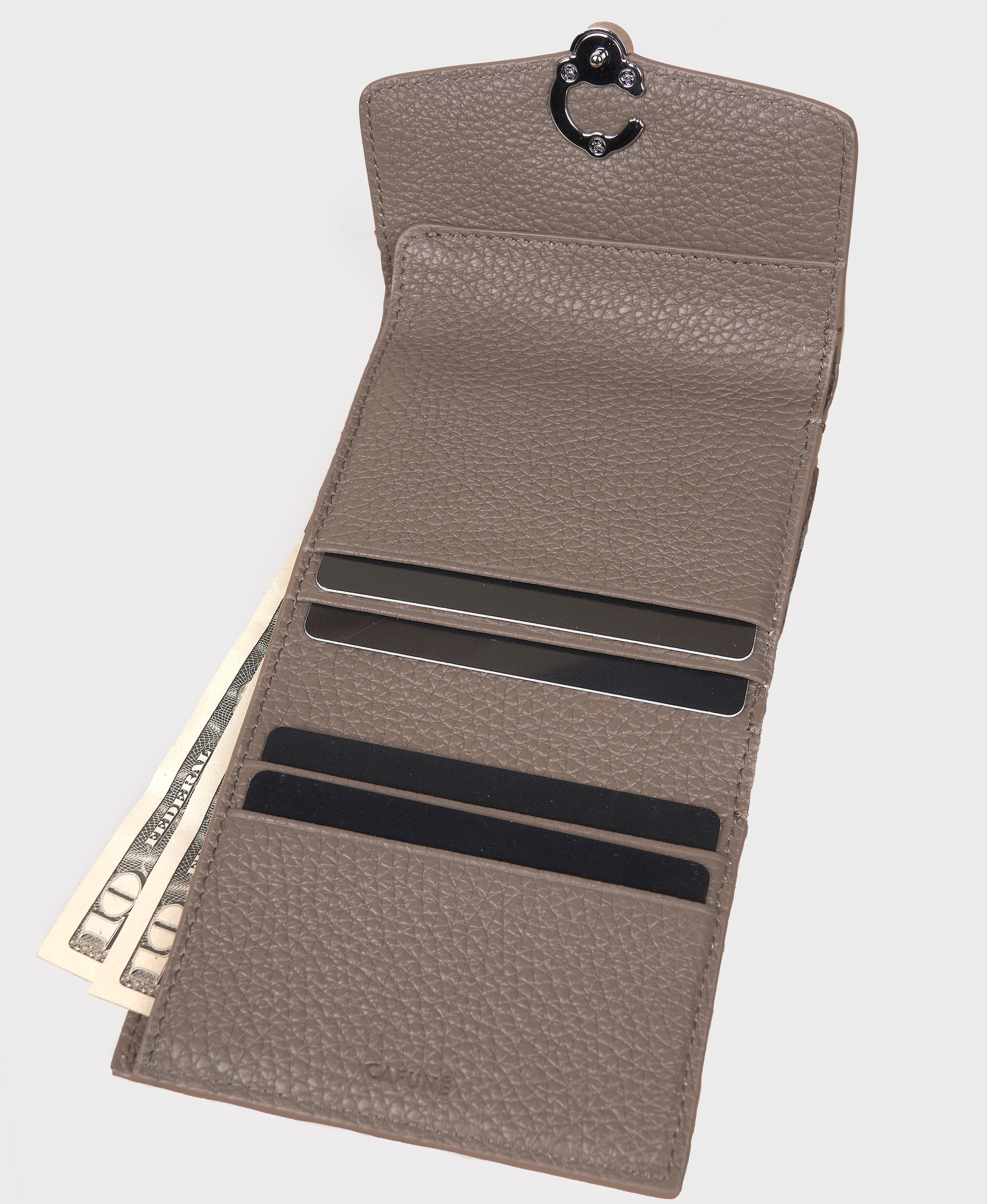 Cafuné - Double-C Wallet - Brownstone