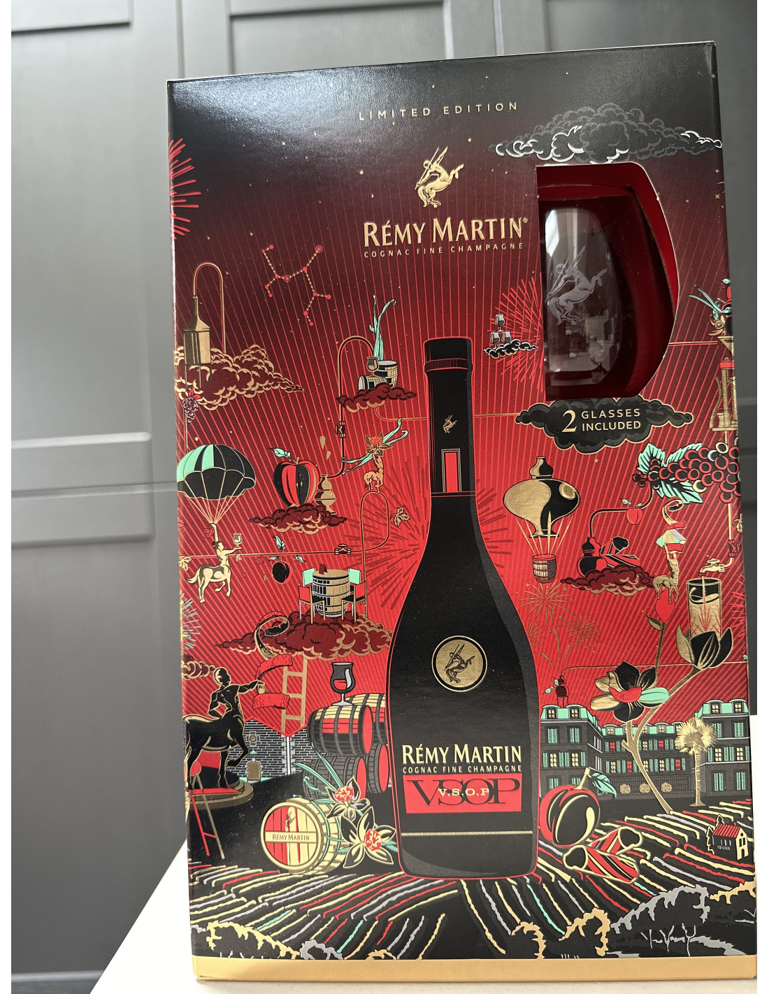 Remy Martin Cognac VSOP Giftpack with 2 Glasses | cabinet7