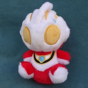 ウルトラマングッズ M78ウルトラマンふわふわお座りぬいぐるみ