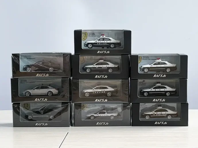 RAI'S パトカー まとめ売り① クラウンアスリートのパトカーが1/64