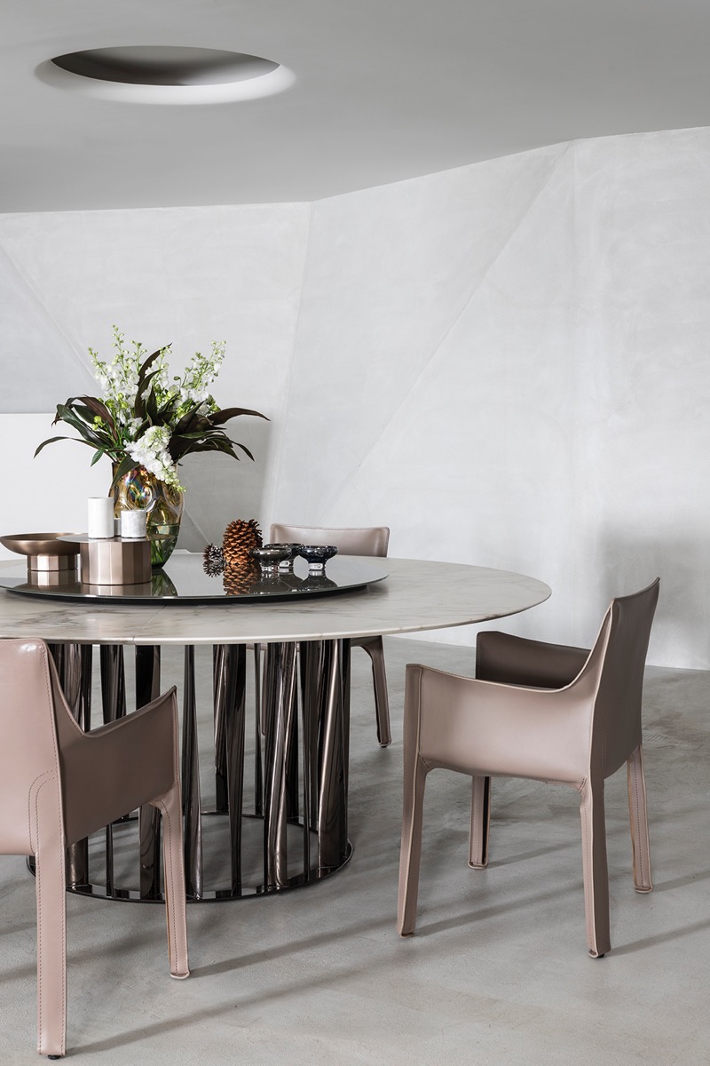 413 CAB（キャブ アームチェア） Cassina | カッシーナ・イクスシー