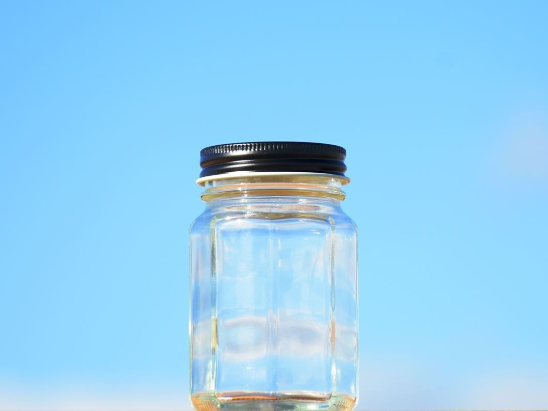 ガラス瓶卸販売の中空が国産の高品質な保存瓶を格安価格で販売中です！