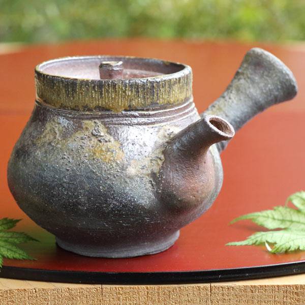 古陶 高麗～李朝ぐい飲み 青磁 盃 酒器 ぐい呑み 朝鮮美術 李朝