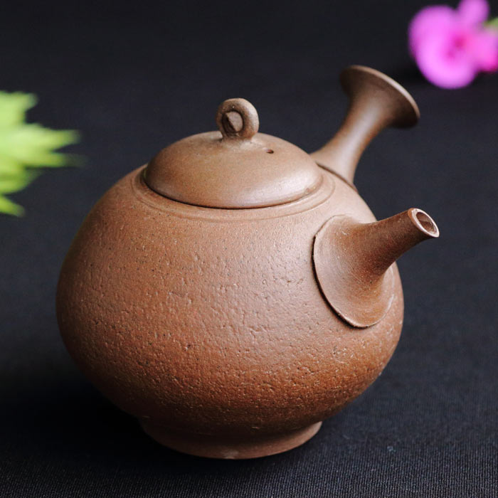 小西洋平日本工芸会常滑市無形文化財保持者□ 小西 洋平 湯呑