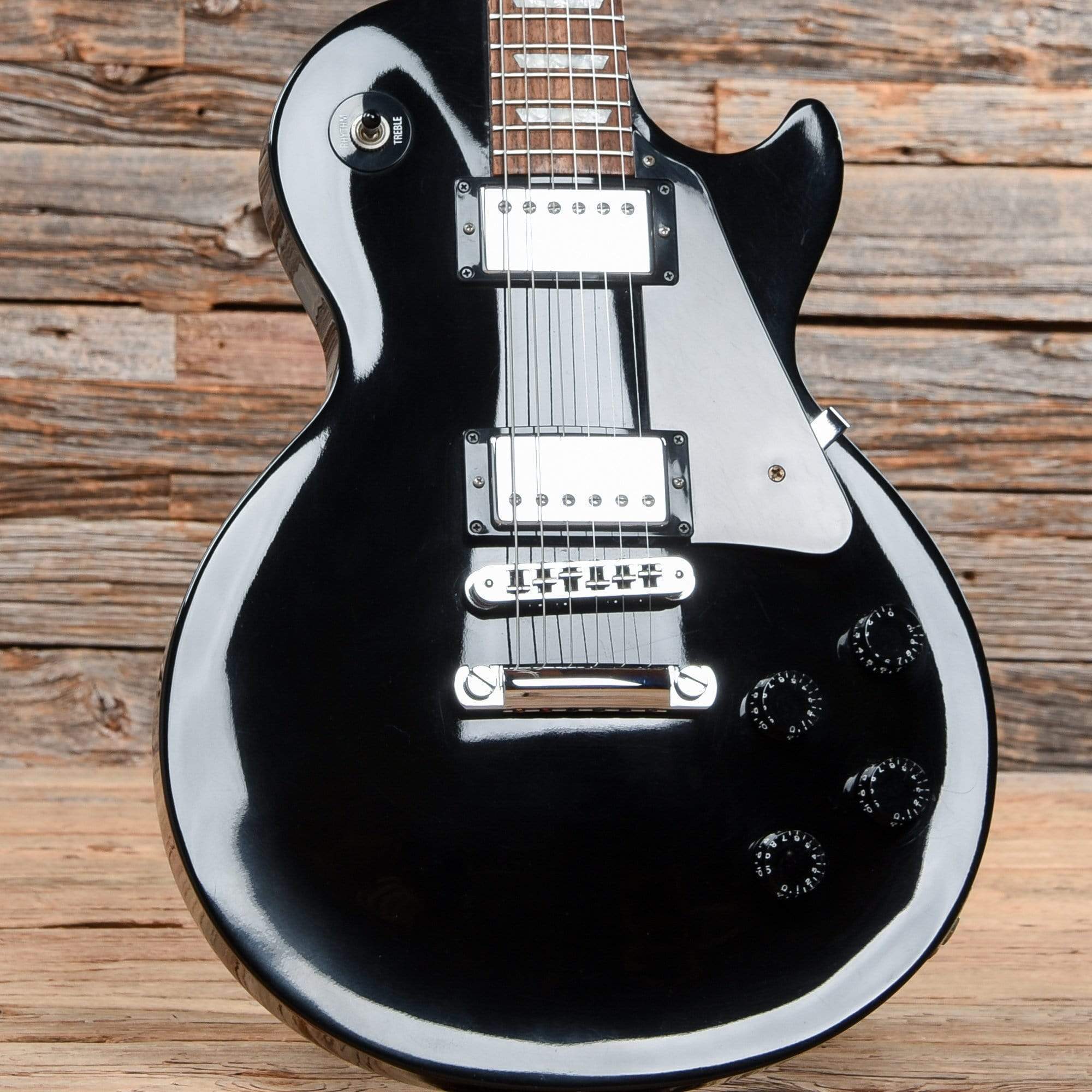 Gibson Les Paul Studio Black 2004 – Chicago Music Exchange