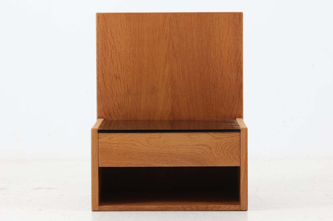 Hans J.Wegner（ハンス・J・ウェグナー） ベッドサイドテーブル オーク
