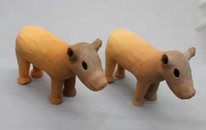 69.子馬形埴輪のレプリカ誕生 - 文化財・史跡 - 四條畷市ホームページ