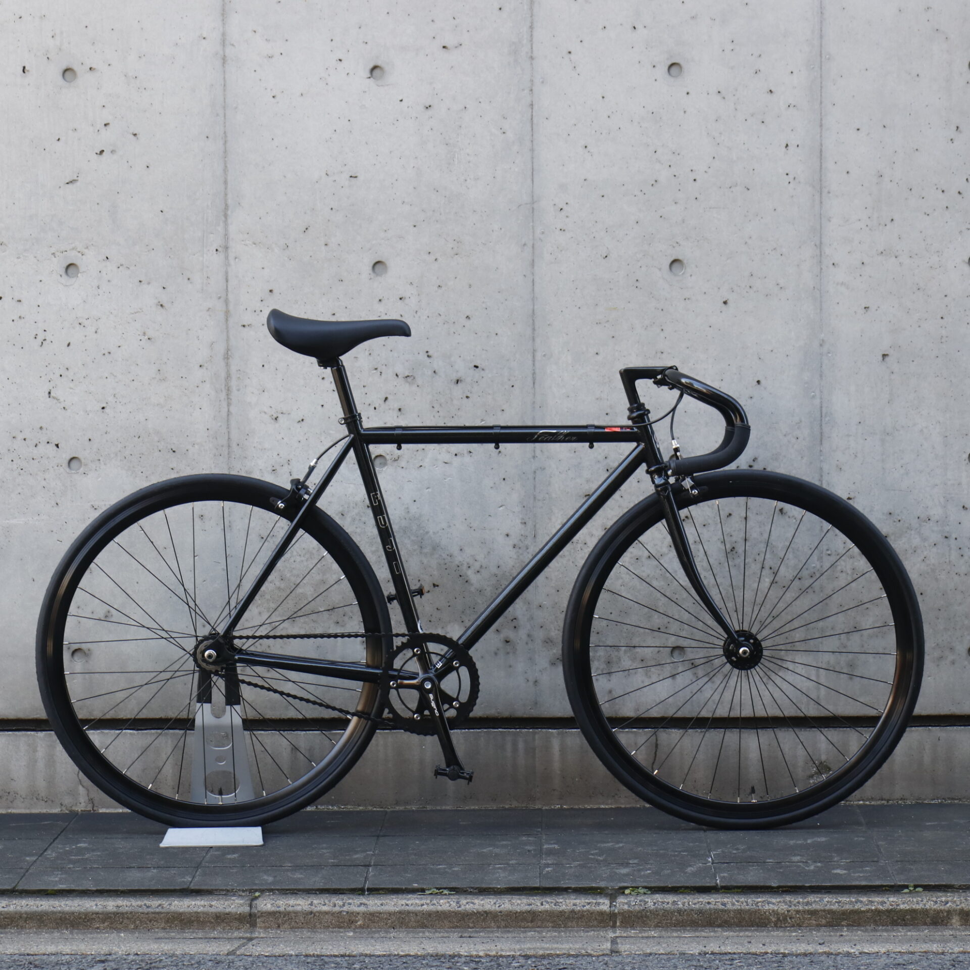 FUJI フェザーロードバイク 700C ブラック FUJI】新生活にオススメな