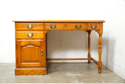 ブランド家具の買取について 「横浜クラシック家具 DANIEL(ダニエル