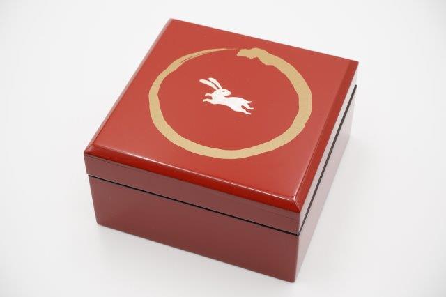 天野漆器株式会社 | 小箱 うさぎ（貝入）朱