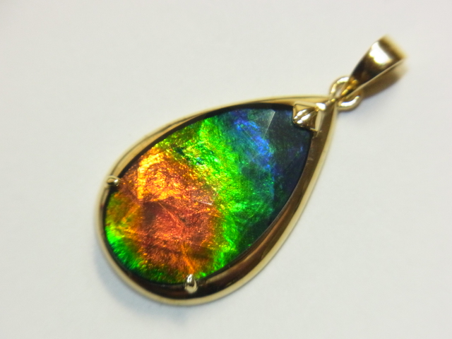 14金 ペンダントトップ カナダ・コーライト社 アンモライト