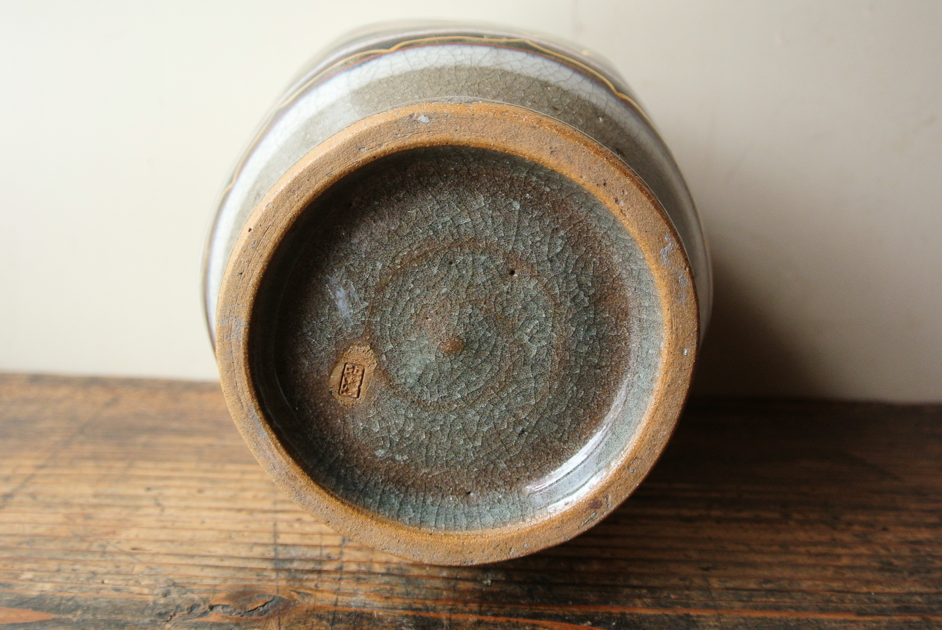 小樽窯 白勢栄悦 アイヌ紋花瓶 - アンティーク雑貨・古道具の札幌