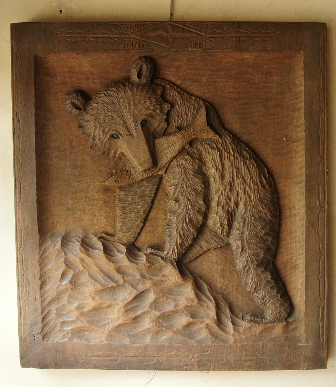 古い木彫り熊のレリーフ - アンティーク雑貨・古道具の札幌