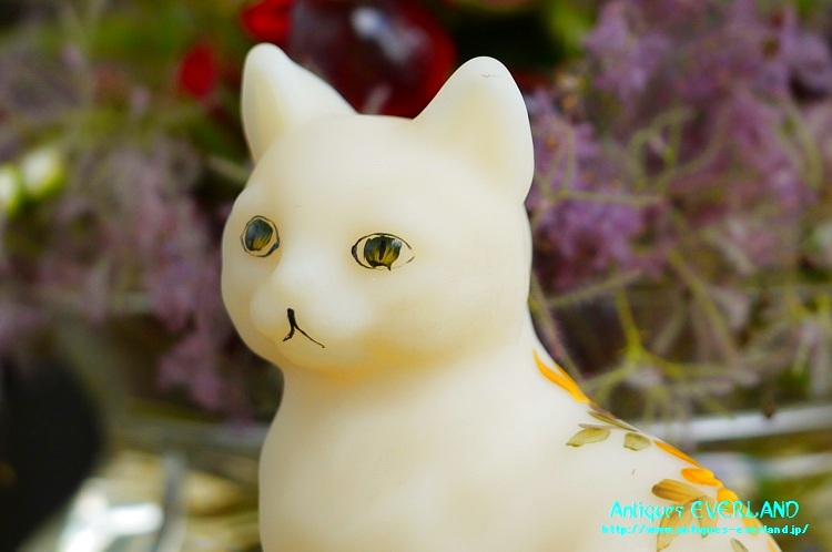 FENTON 花柄 カスタードサテンガラス 2つセット 1匹耳負傷 FENTON 花柄