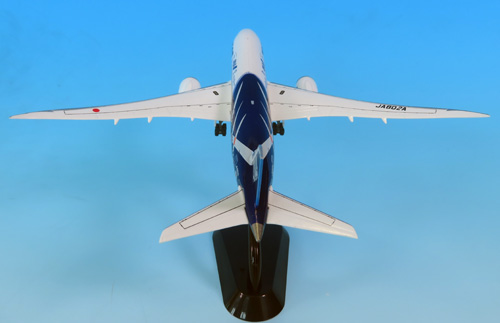 NH40114 1:400 BOEING 787-8 JA801A 特別塗装機 ABS樹脂完成品（ギア
