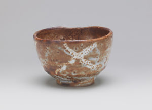 北大路魯山人「志野茶碗」 の買取・査定は美術のプロにお任せ下さい