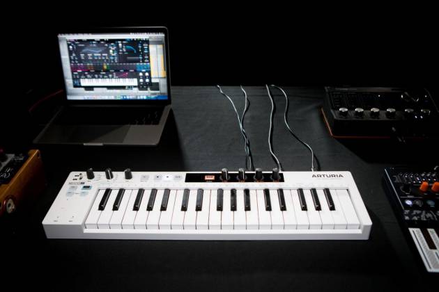 Arturia KeyStep 37 Portable MIDI Controller and Step Sequencer