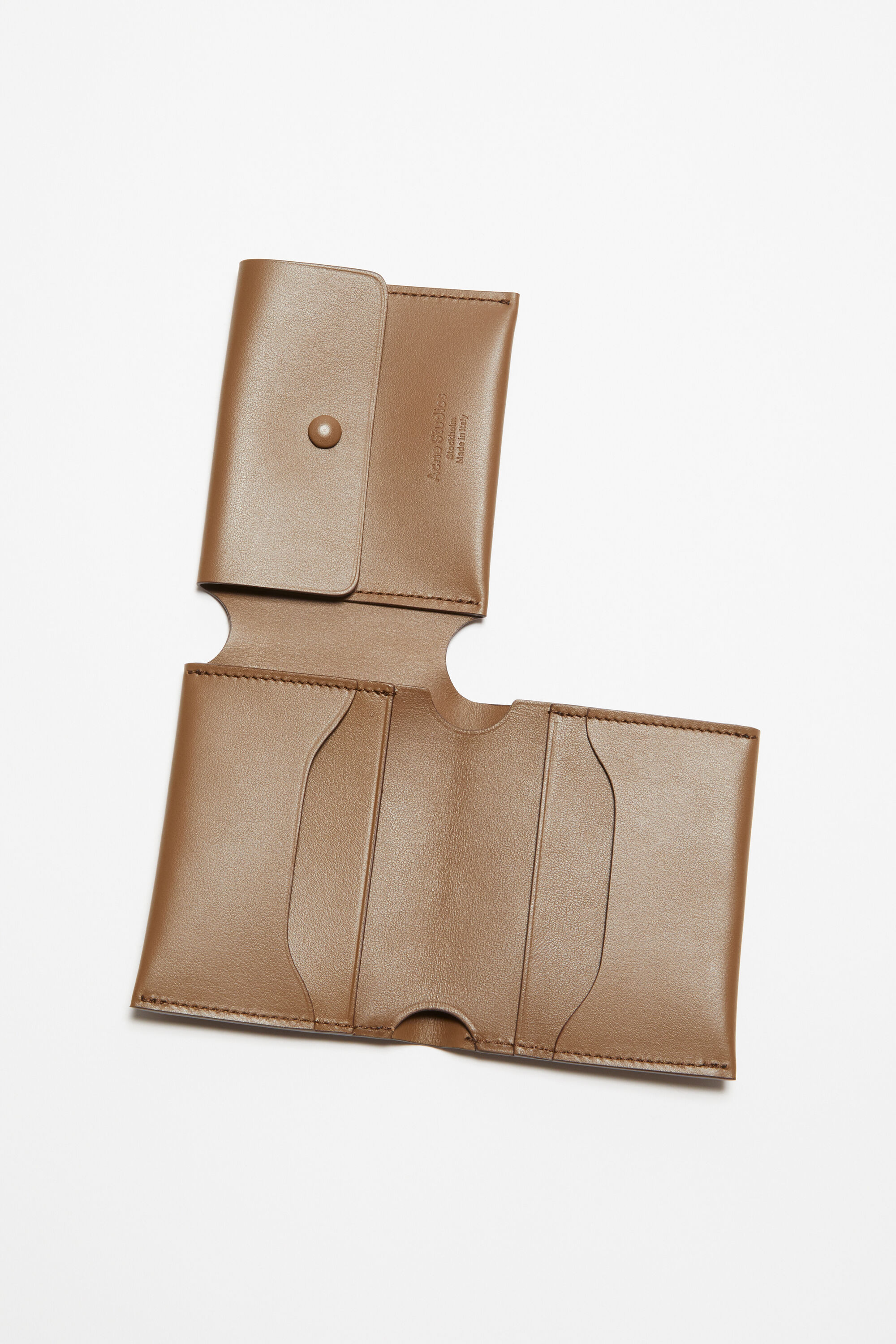 Acne Studios - Leather trifold wallet - Camel brown
