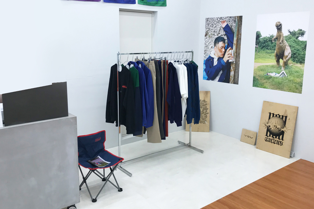 Kラック クロームメッキ｜ハンガーラック レンタルならアディスミューズ