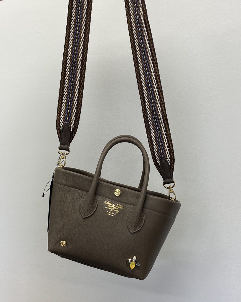 A.D.M.J.公式オンラインストア