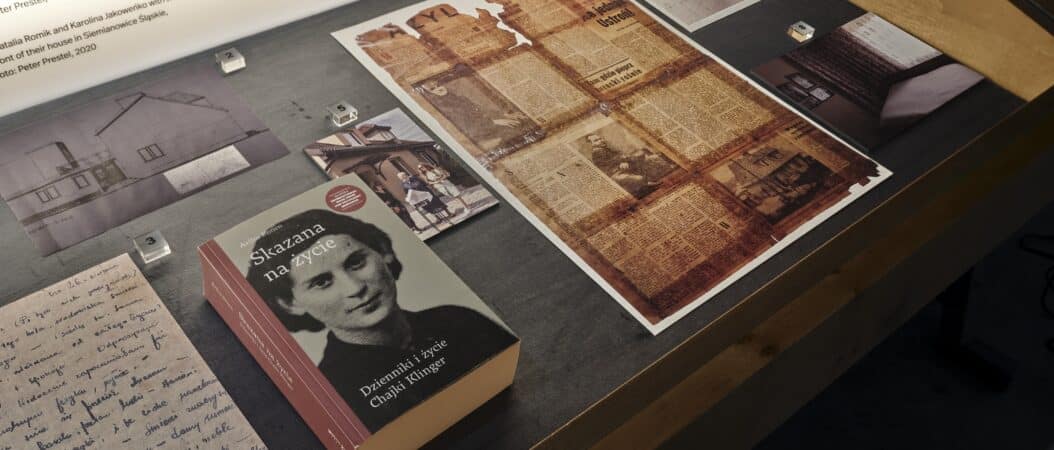 Natalia Romik. Hideouts. Architecture of Survival - AEJM