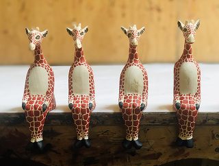 アフリカンスクエアー】ケニア メル木彫り動物 Wood carving anima