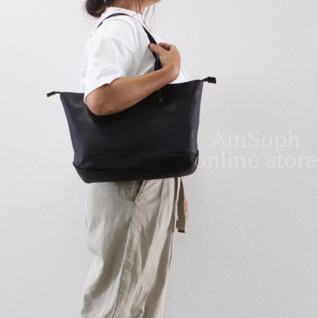 Ain Soph セカンドレーベル】ブラックシリーズ 撥水レザートートバッグ