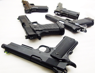 Carbon8 M45DOC NSレビュー｜CO2ガスガンの威力と精度を実射で体感