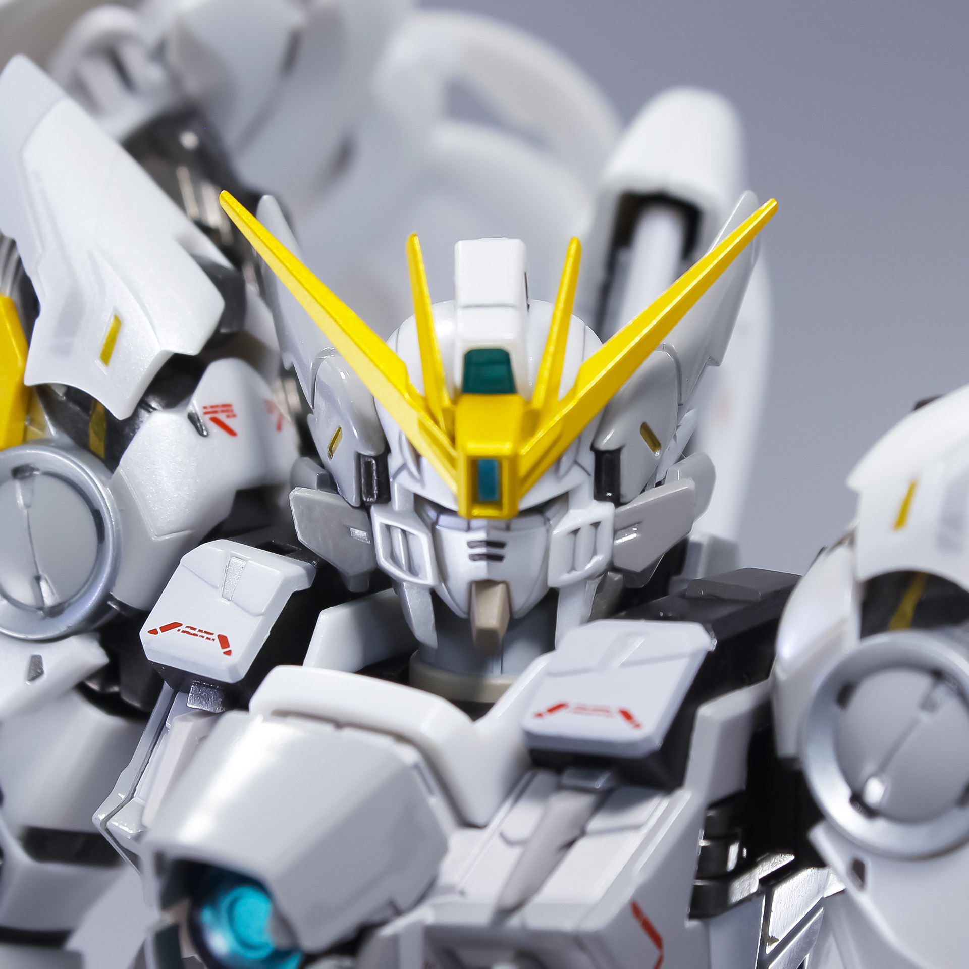 BANDAI - L COMPOSITE ウイングガンダム スノーホワイトプレリュード