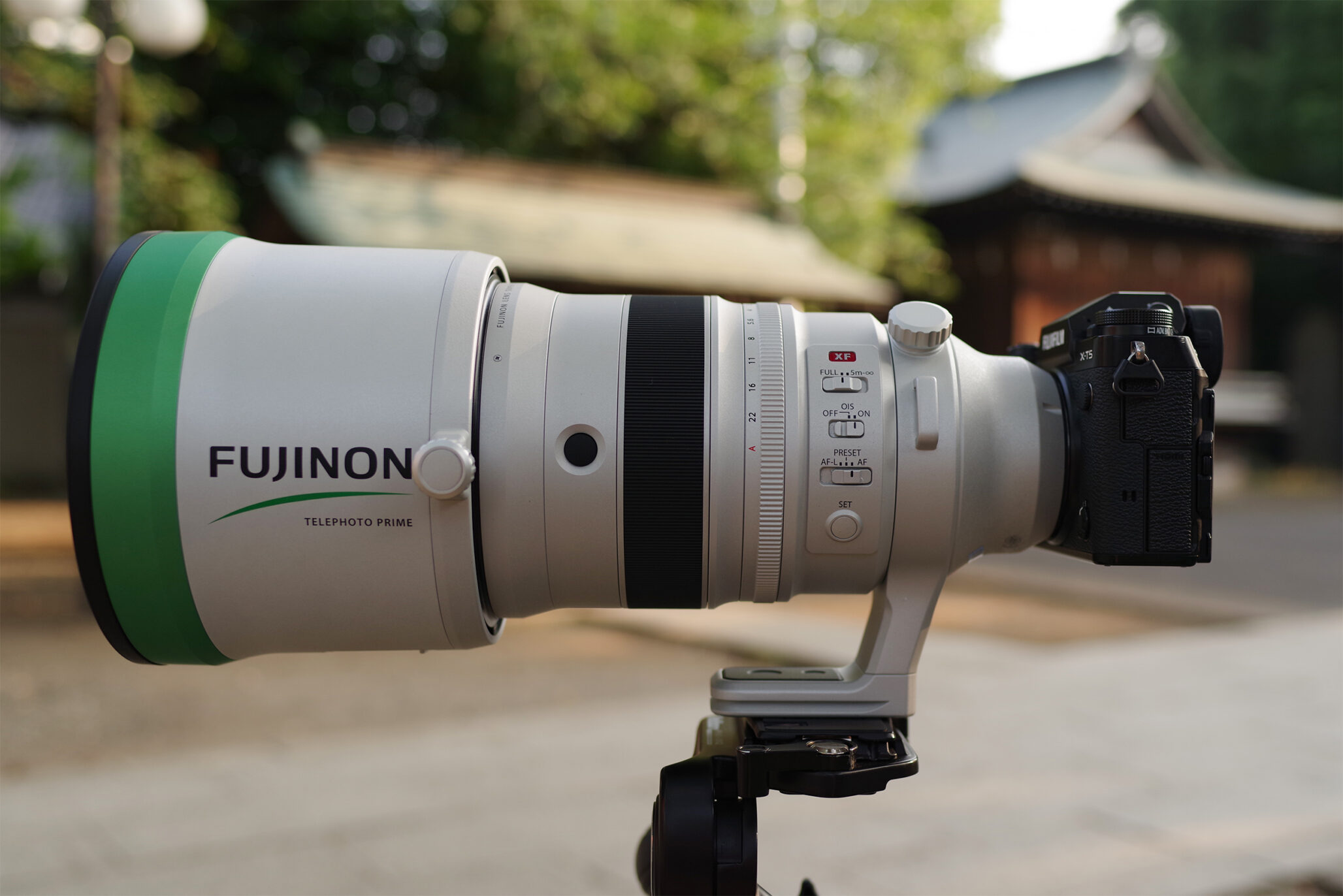 APS-C最高クラスの描写力！ 富士フイルム「XF200mmF2 R LM OIS WR」を