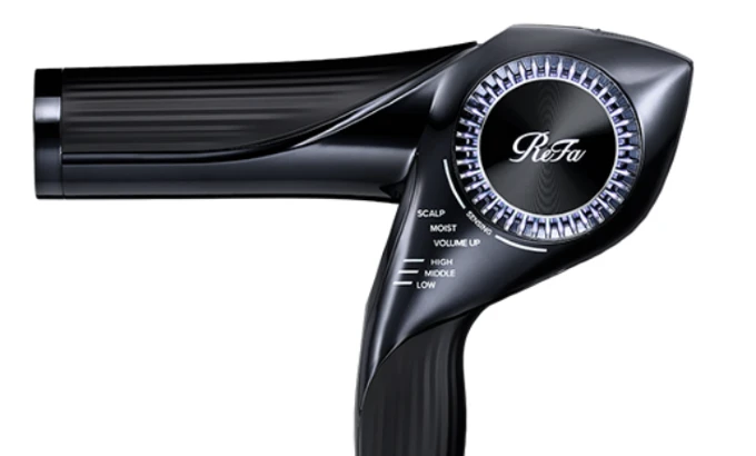 ReFa ヘアドライヤー BXW シャンパンクレージュ海外でも使えます