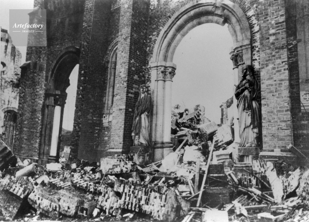 大変貴重な原爆投下後の長崎、浦上天守堂を撮影したオリジナルプリント