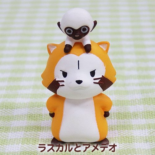 カプセル自販機に『ちょことも あらいぐまラスカル』登場｜ニュース