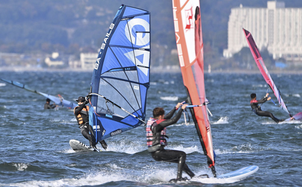 輝く浜松・遠州】浜名湖⑦村櫛 からっ風乗り波駆ける｜静岡新聞DIGITAL