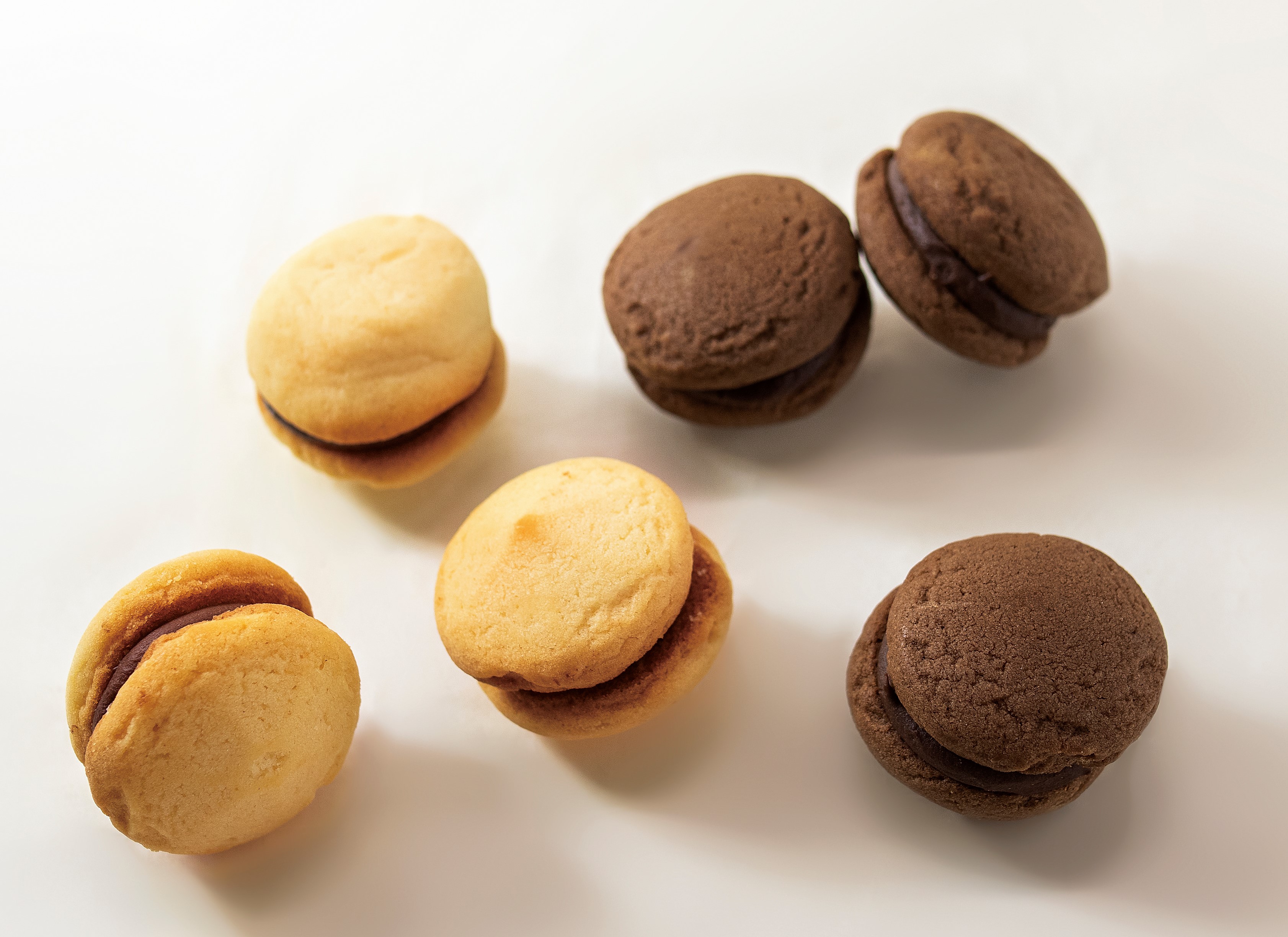 近鉄百貨店」と「不二家」が共同開発した新ブランド「Pekolicious