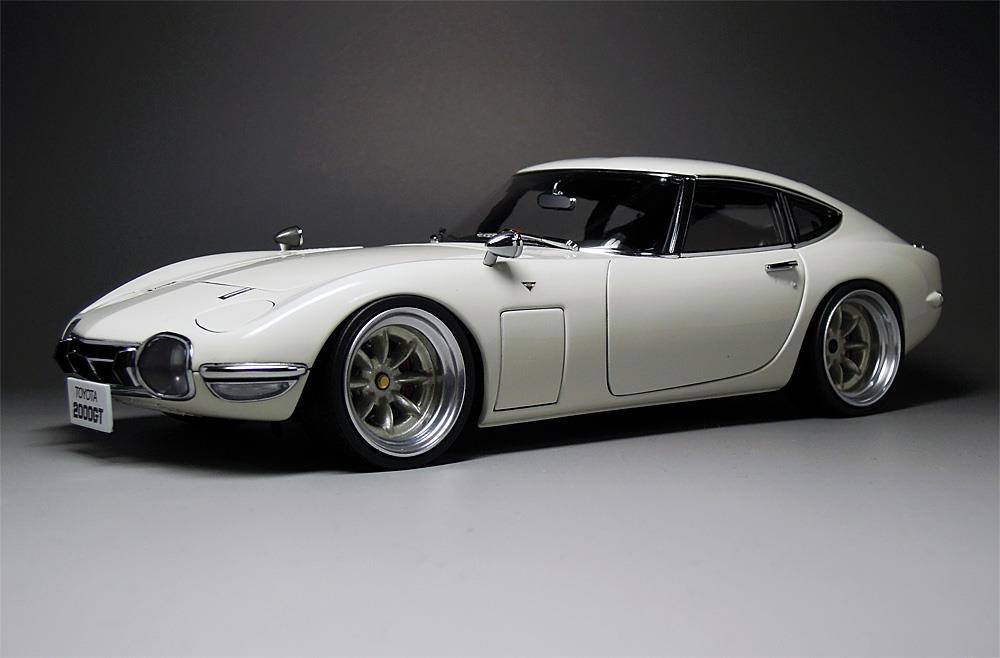 It's A Model – But Awesome – Toyota 2000GT AutoArt 1/18 Scale