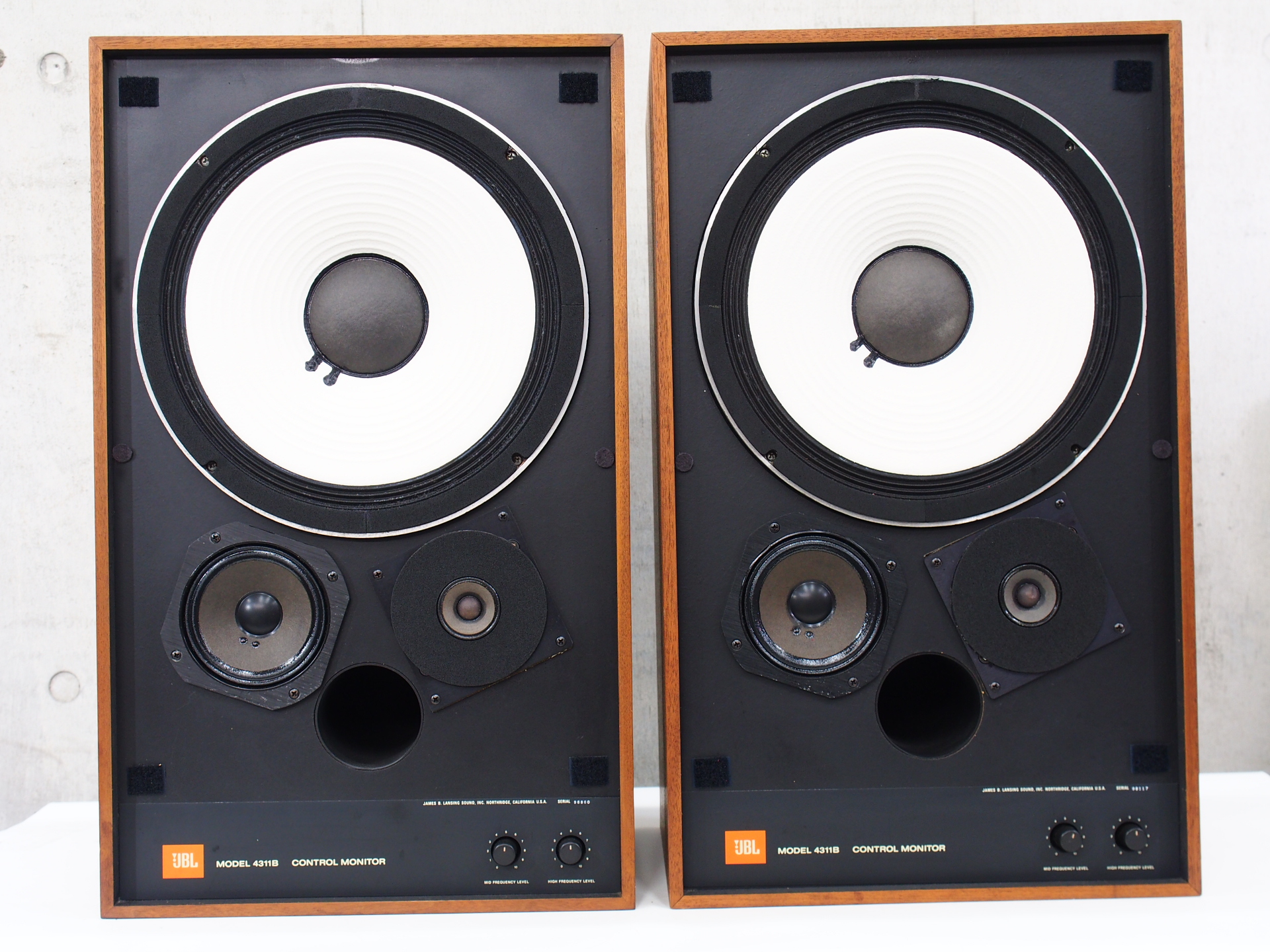 アバックWEB-SHOP / 【中古】JBL 4311B【コード01-10232】ブック