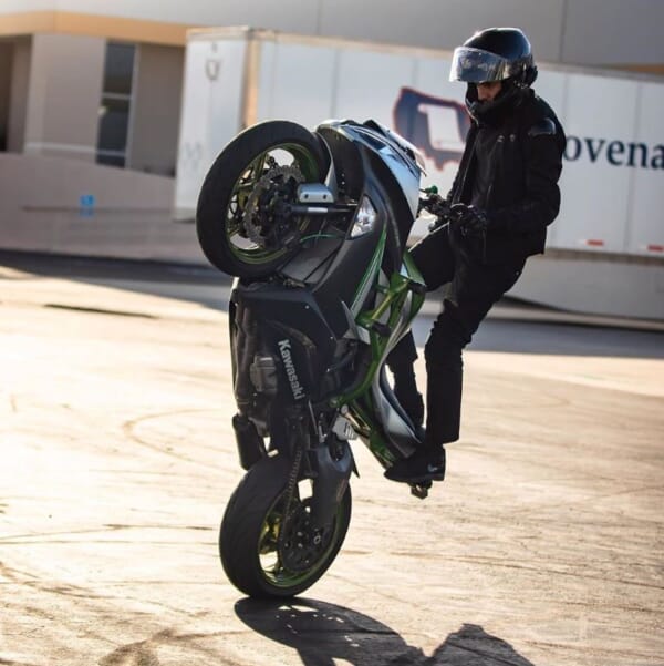 ZX-6R (09-24)足掛けや車体をガードするサブケージ-ON-POINT｜AxxL